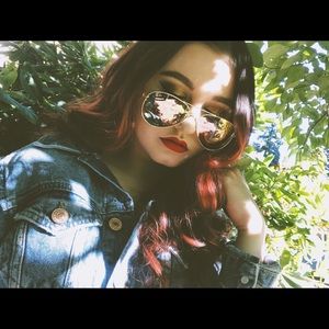 Meet your Posher, Kara